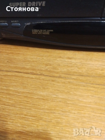 Видеокасетофон Panasonic, снимка 3 - Плейъри, домашно кино, прожектори - 53134423