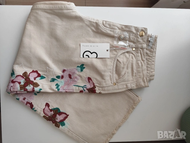 Mint Berry 38 размер дънки с бродерии , снимка 5 - Дънки - 53535269