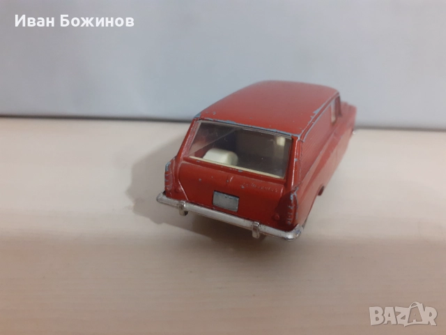 Метален модел на СССР Москвич А6., снимка 5 - Колекции - 52655252