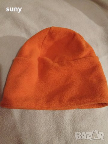 Зимна шапка Barts, снимка 2 - Шапки, шалове и ръкавици - 27194268