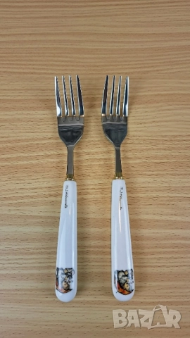 Комплект прибори с детски мотив - M. J. Hummel, снимка 7 - Прибори за хранене, готвене и сервиране - 51779478