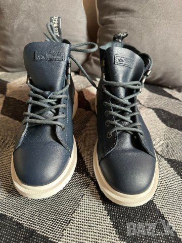 Dr Martens, снимка 3 - Дамски боти - 43686483