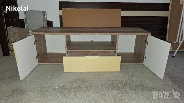 шкаф за телевизор, снимка 2 - Шкафове - 53535320