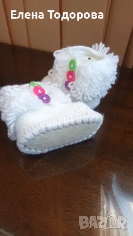 Ботуши изплетени на една кука , снимка 2 - Детски боти и ботуши - 47390802