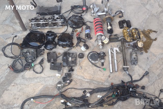 Части за Suzuki GSXR 1000 2000-2003, снимка 11 - Части - 35312225