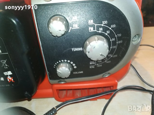 black & decker radio+battery pack+battery charger 0705210922, снимка 7 - Радиокасетофони, транзистори - 32786917