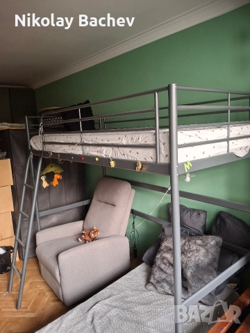 Mетално легло от Икеа,модел svãrta.