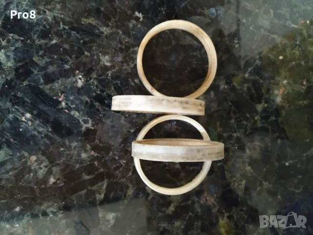 Втулки за лети джанти 82-72.6 мм, снимка 2 - Гуми и джанти - 49520908