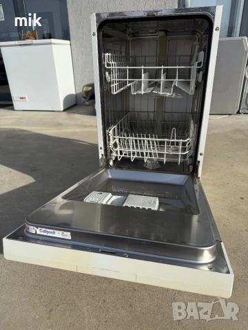 Съдомиялна Bosch 45 см за вграждане под плот, снимка 6 - Съдомиялни - 52834720