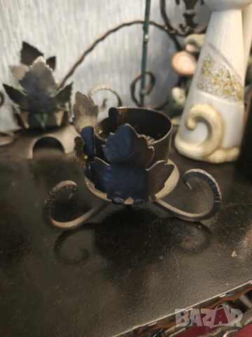 Лот декорация свещник и баба Яга керамика ковано желязо , снимка 5 - Декорация за дома - 50476236