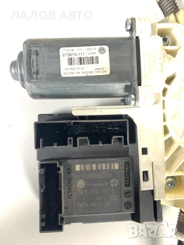 Преден ляв стъклоповдигащ стъклоподемник Пасат Б6 Preden lqv stuklopovdigach Passat B6 , снимка 2 - Части - 53253833