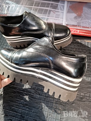 обувки , снимка 2 - Дамски ежедневни обувки - 43811782