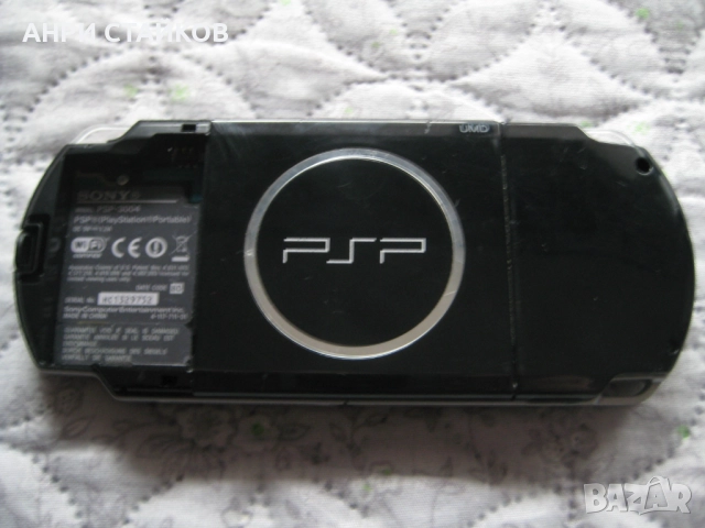 Продавам конзола PSP3004 Slim, снимка 2 - PlayStation конзоли - 52988332