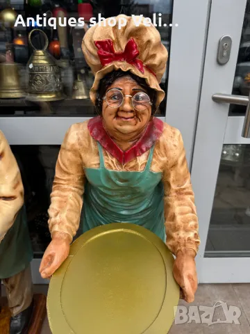 Големи ретро статуетки на сервитьор и готвачка за ресторанти и барове №6242 , снимка 2 - Антикварни и старинни предмети - 48322633