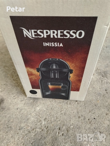 Nespresso кафе машина