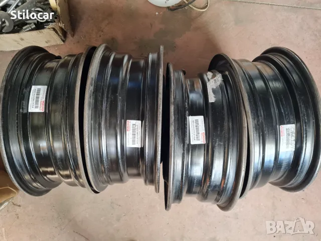 Джанти Toyota Yaris,Corolla 4x100 15ки, снимка 4 - Гуми и джанти - 48389900