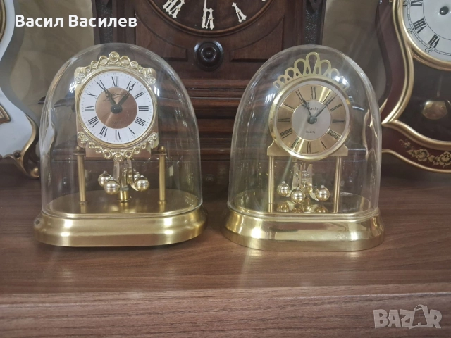 Продавам 2 бр. идентични 400 дневни немски кварцови часовници