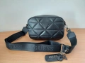 Черна чанта Guess -SG34e, снимка 3