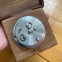 Швейцарски туристически часовник, снимка 2 - Антикварни и старинни предмети - 36973152