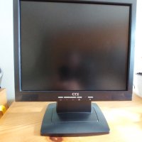 Продавам отлично запазан LCD монитор CTX, 17", снимка 2 - За дома - 40364463