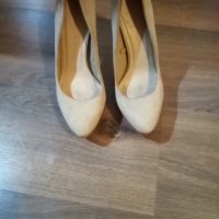 Страхотни елегантни обувки Zara на хит цена, снимка 4 - Дамски обувки на ток - 27638928