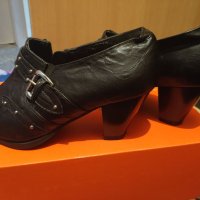 Обувки номер 39, снимка 3 - Дамски обувки на ток - 26515235