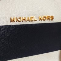 Дам.чанта-"Michael Kors"-/изк.кожа/,цвят-бяло+синьо+кафяво. Закупена от Италия., снимка 6 - Чанти - 27093705