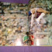 Москва 1980г -олимпиада-алманах цветен дебели корици, снимка 17 - Други спортове - 32980836