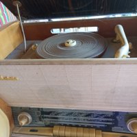 Продава радио-магнетофон Латвия, снимка 5 - Антикварни и старинни предмети - 36795907