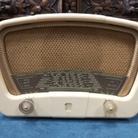 Ретро радио , снимка 1 - Радиокасетофони, транзистори - 43793540