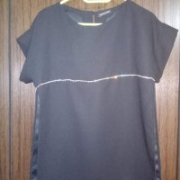 черна официална блуза с камъчета и големи странични цепки, снимка 1 - Тениски - 28107186