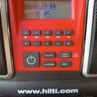 Работно радио HILTI, снимка 4 - Радиокасетофони, транзистори - 43166132