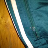 Адидас маркови къси шорти зелени два джоба с цип размер ХХЛ реален, снимка 3 - Спортна екипировка - 37728718