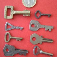 Лот малки ключета , ключове, снимка 1 - Антикварни и старинни предмети - 43712667