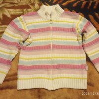 Жилетка за момиче, снимка 1 - Детски пуловери и жилетки - 35280078