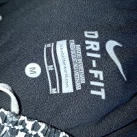  Шорти Nike M , снимка 4 - Къси панталони и бермуди - 37703118