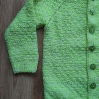 НОВА детска жилетка 4- 5 годинки, снимка 3 - Детски пуловери и жилетки - 44004003