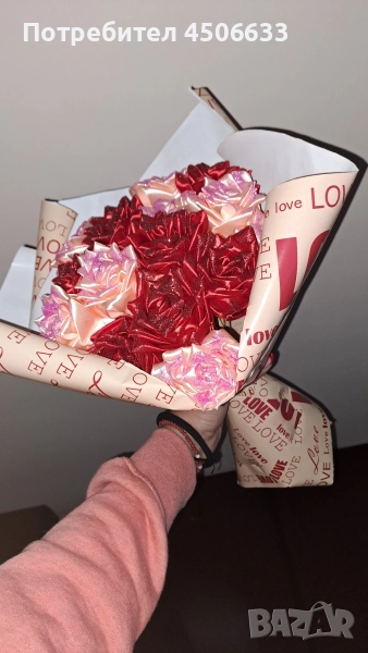 Предлагам ръчна изработка на букети. По ваш стил , цвят и бройка. 🌹, снимка 1