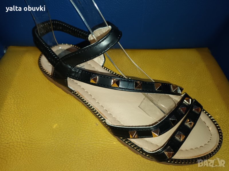 Дамски сандали LUCKY, снимка 1
