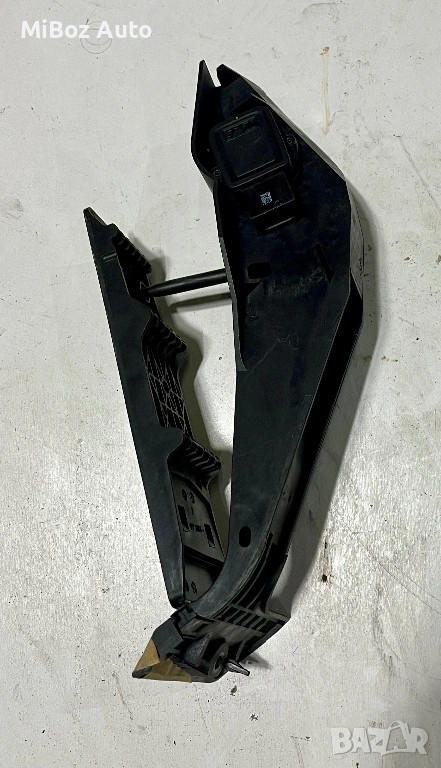 Газ педал потенциометър БМВ E90 E91 E92 E93 BMW, снимка 1