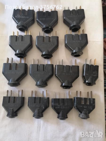 Продавам 14 броя трифазни щепсели от соца, снимка 1