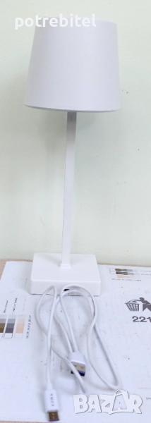 Настолна / нощна LED лампа  с тристепенно димиране - За 5 €вро, снимка 1