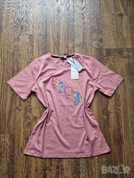 Страхотна дамска тениска dior  , нова с етикет, размер S / M ,L , XL, цена 35лв, снимка 1