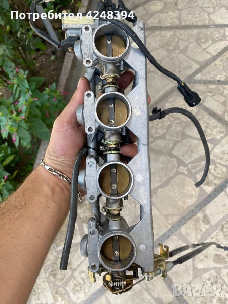 Suzuki GSX-R K1/K2/K3 600/750 кубика на части, снимка 1