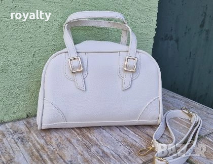 Дамска Бежова Кожена Чанта , снимка 1