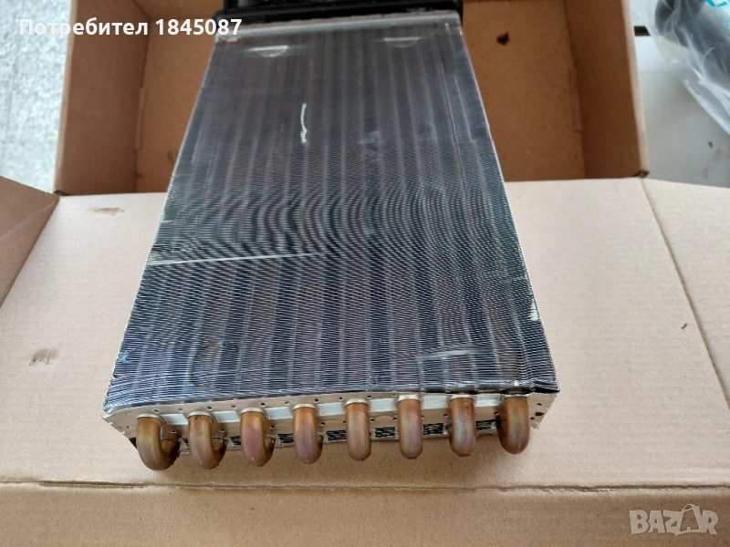 Радиатор за парно на Рено Меган Сценик 96-99г и Сценик 99-03г., снимка 1