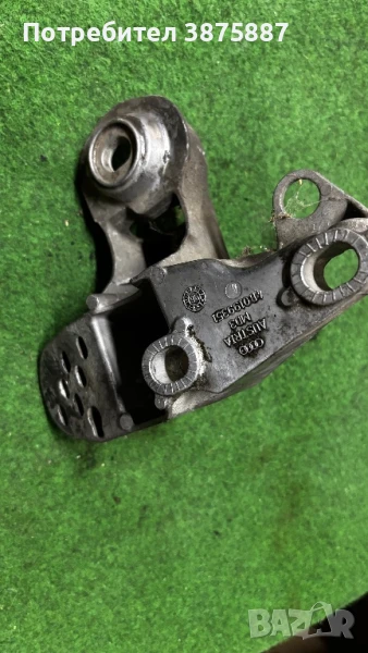 Лапа мотор Audi A4/B5/A6/4B/Vw Passat/3B 4B0199351, снимка 1