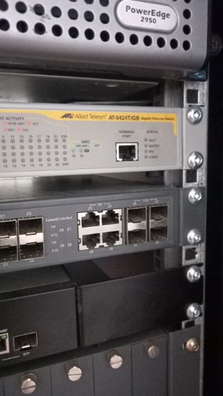 Allied Telesis CentreCOM AT-MR820TR Micro Hub Repeater в