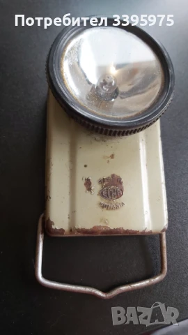 Стар румънски ретро фенер на 4.5 волта