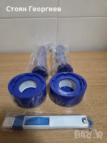 Филтри за DYSON V7 10лв всичко на снимките, снимка 2 - Прахосмукачки - 52673113